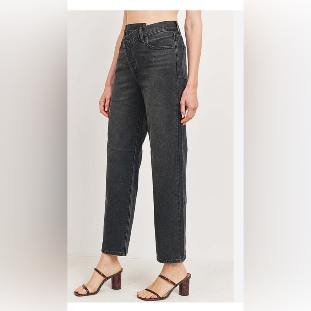 NWT JBD High Rise Criss Cross Straight Jeans in Washed Black